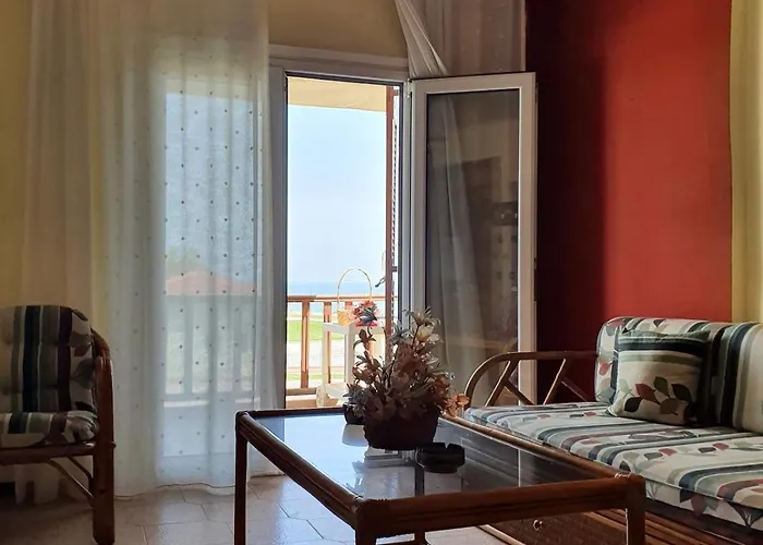 Nea Plagia Beach Apartamento *