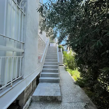 公寓 Nea Plagia Beach 尼亚普拉加